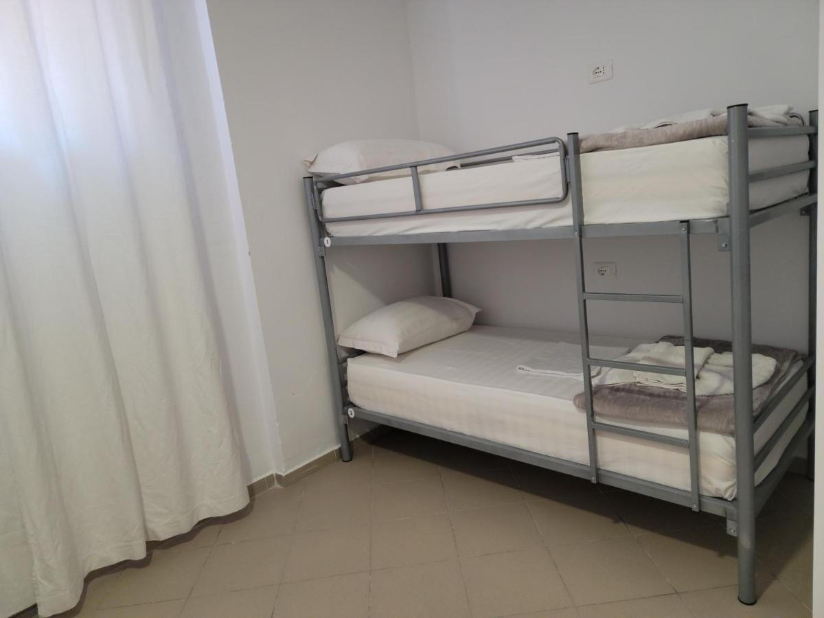 Hostel K13 Sarandë 외부 사진
