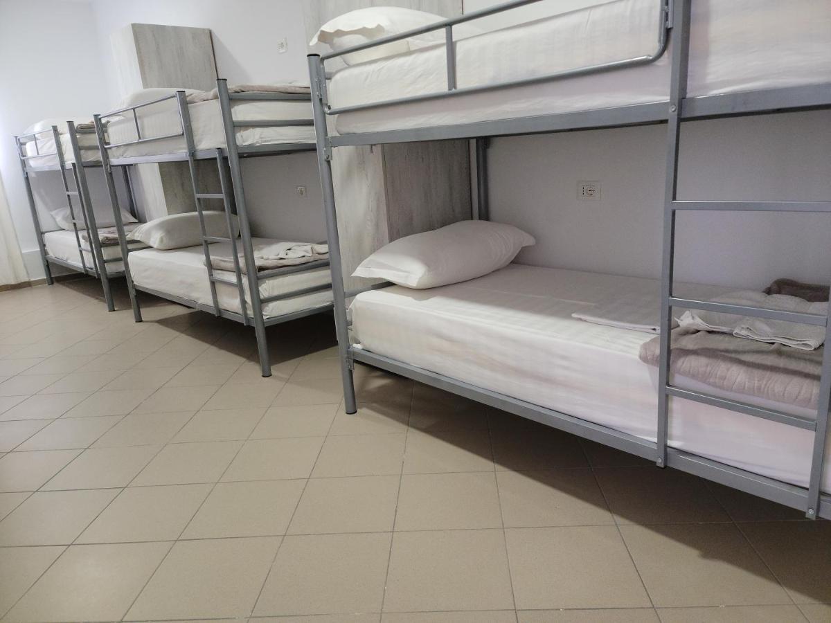 Hostel K13 Sarandë 외부 사진