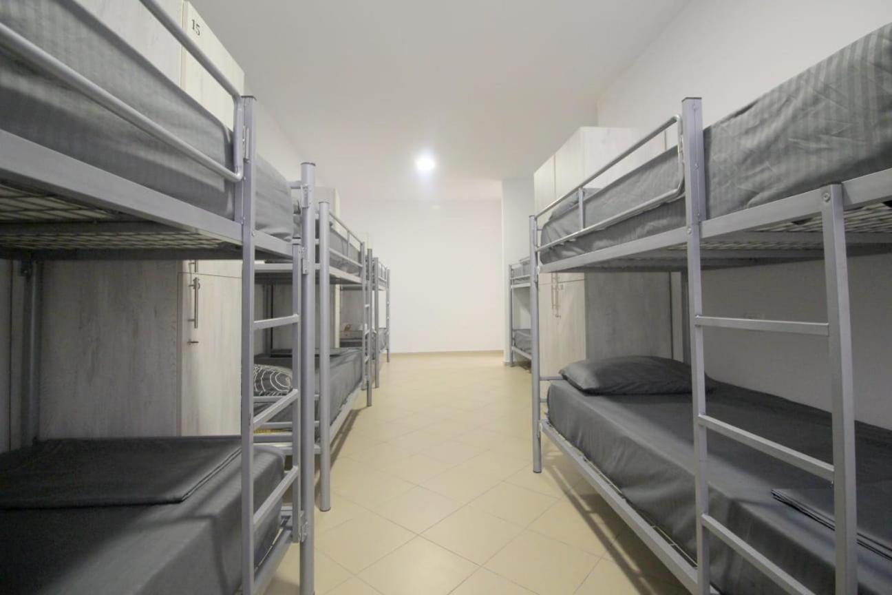 Hostel K13 Sarandë 외부 사진