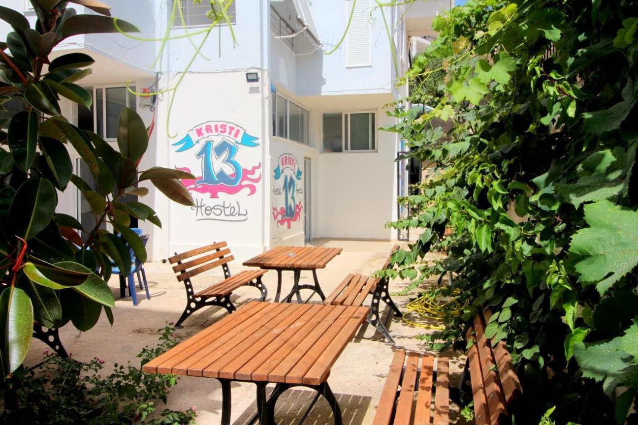 Hostel K13 Sarandë 외부 사진
