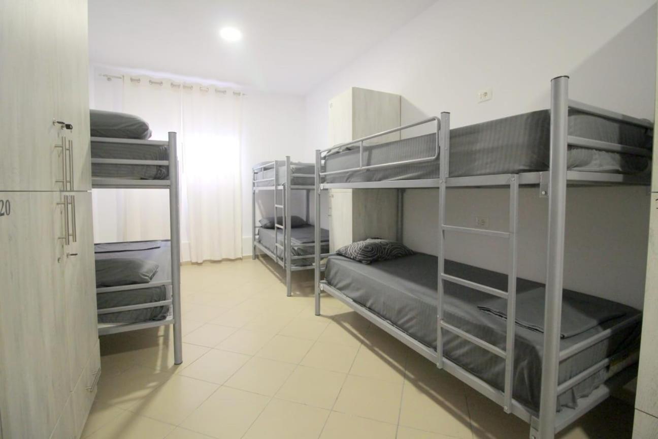Hostel K13 Sarandë 외부 사진