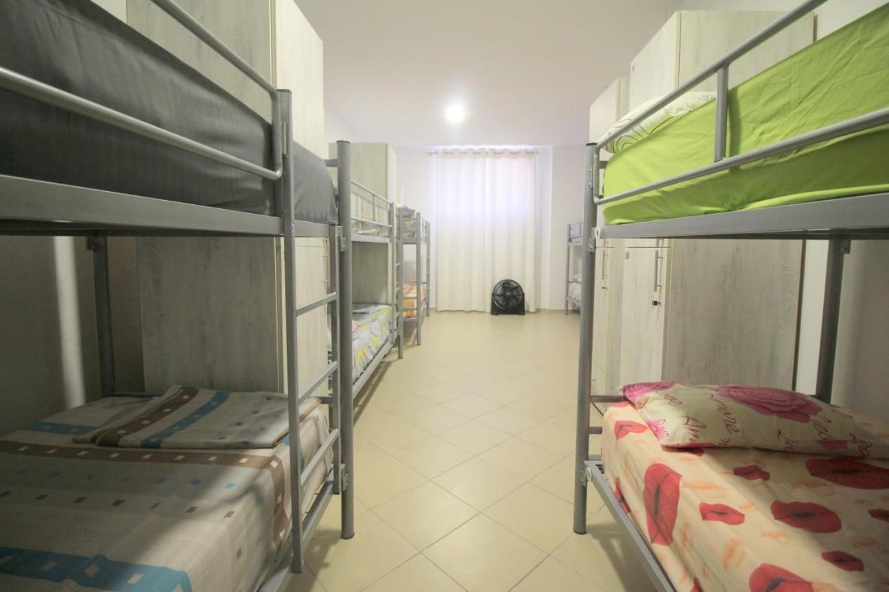 Hostel K13 Sarandë 외부 사진