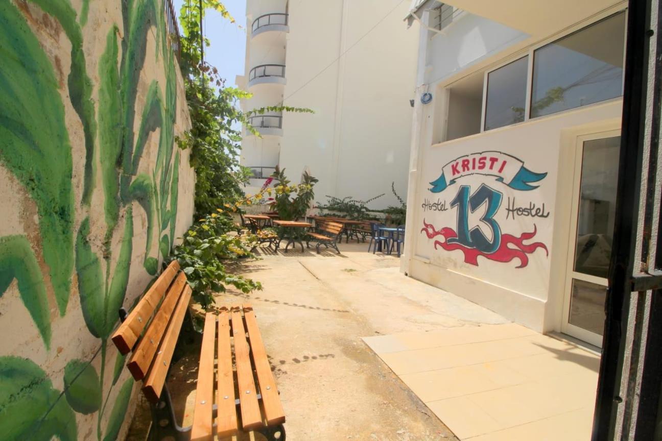 Hostel K13 Sarandë 외부 사진