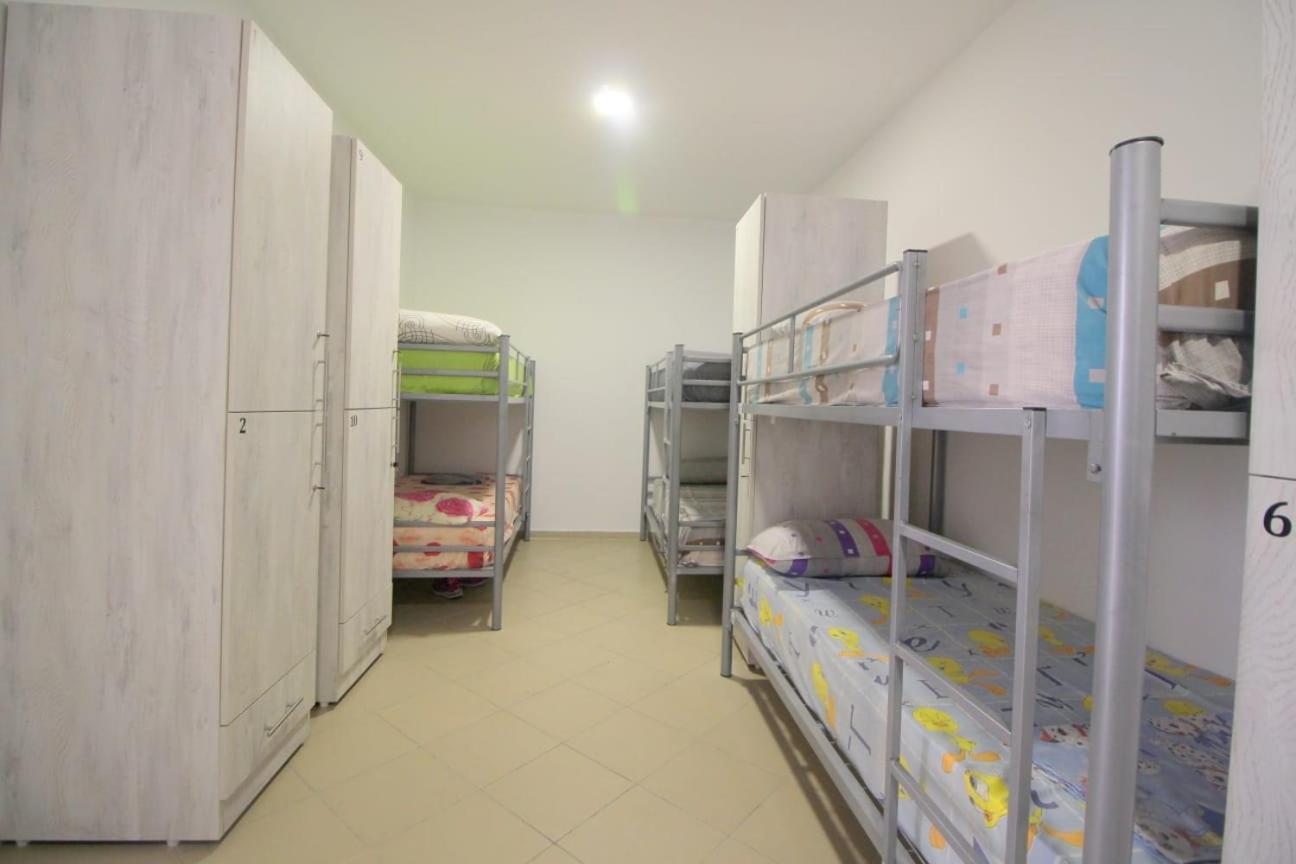 Hostel K13 Sarandë 외부 사진