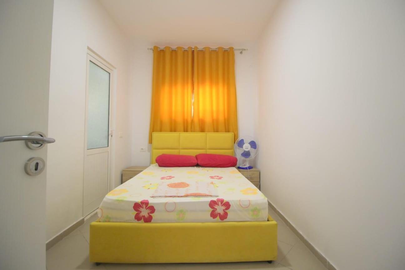 Hostel K13 Sarandë 외부 사진