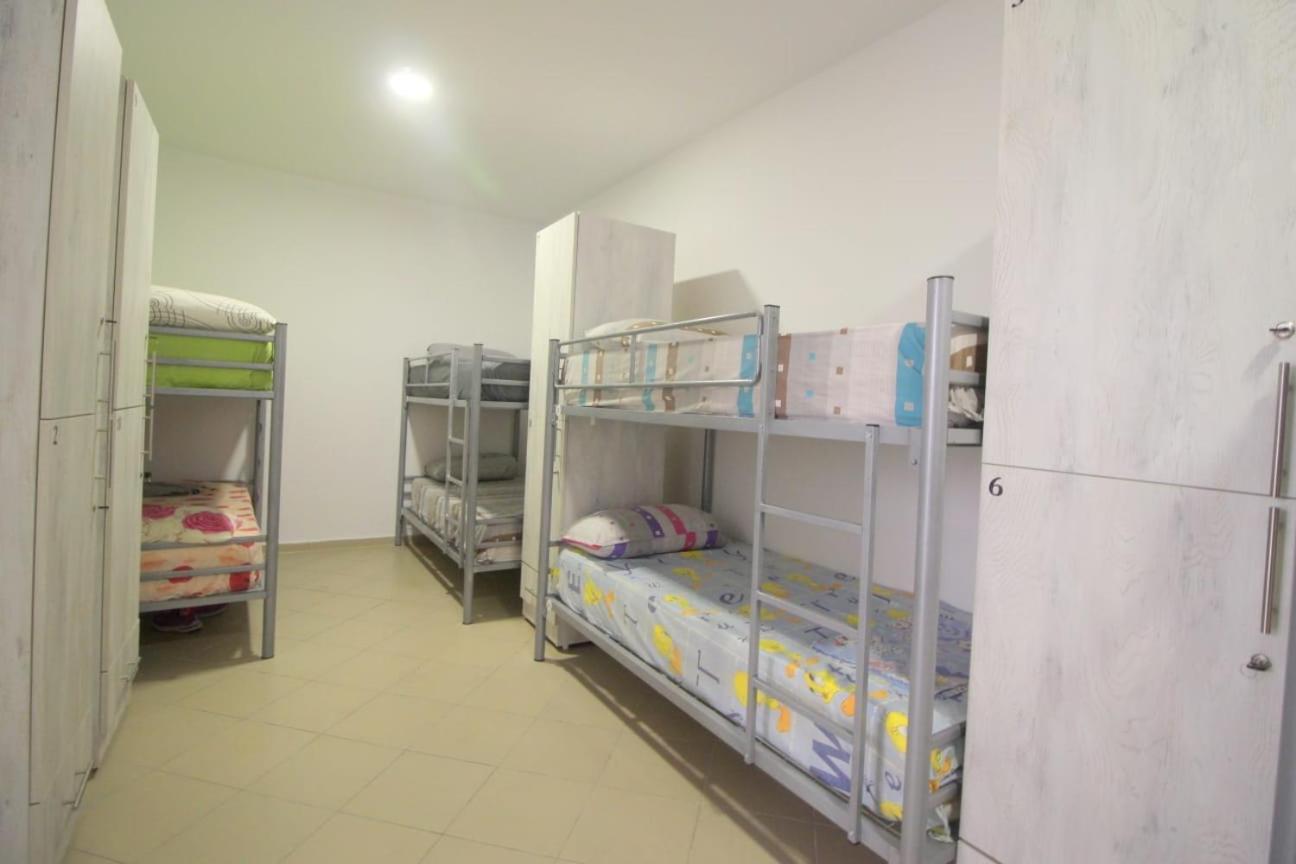 Hostel K13 Sarandë 외부 사진